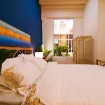 147 Armenian Park Guesthouse